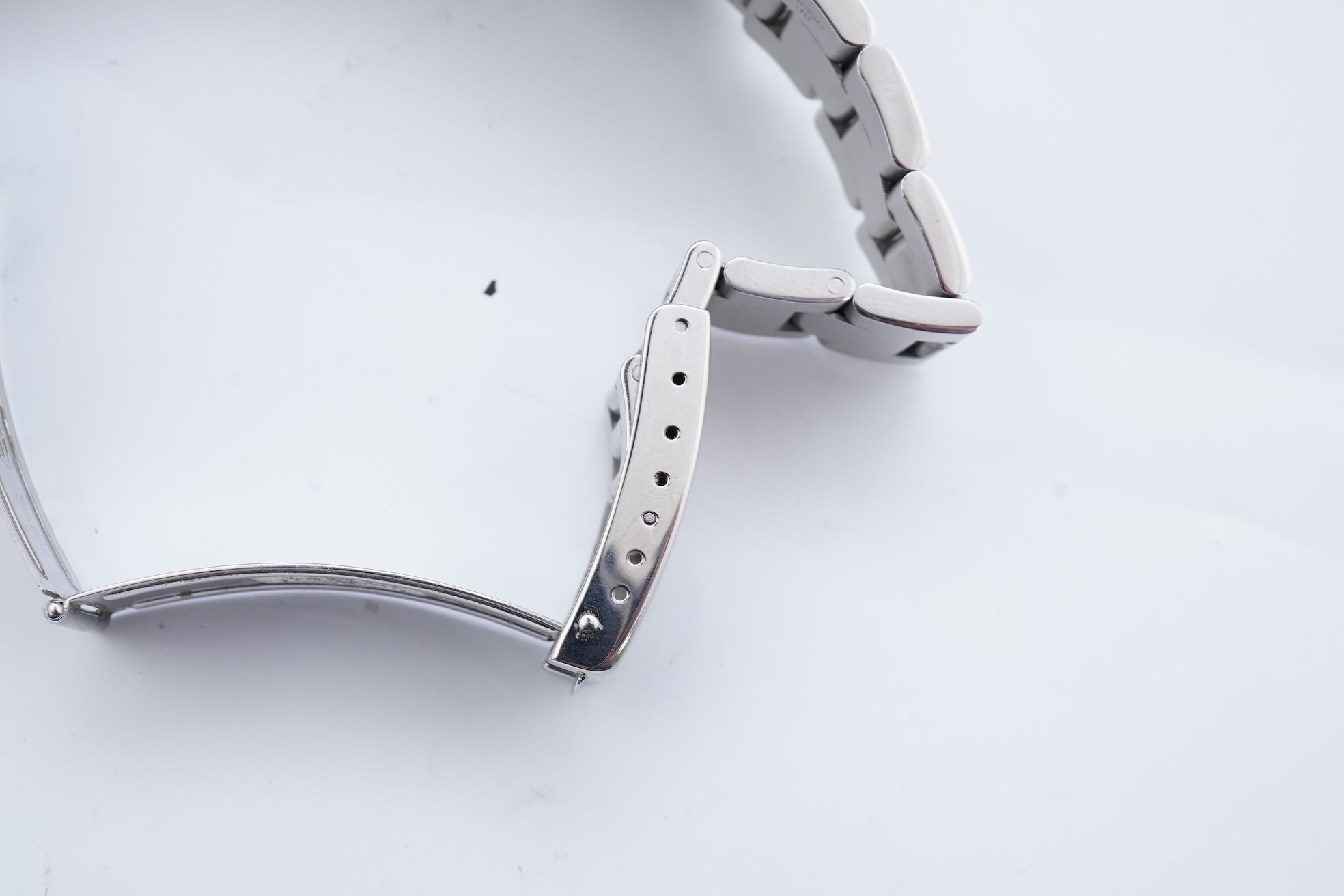 A gentleman 1990's stainless steel Rolex Oyster Perpetual Date wrist watch